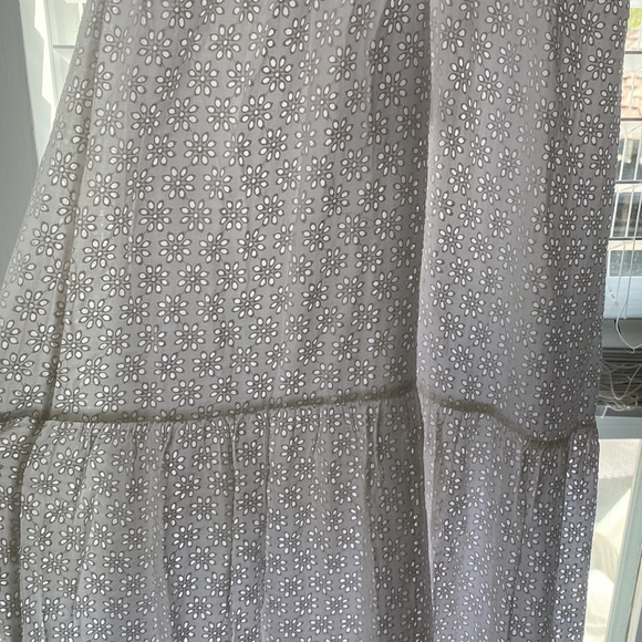 NWT Alice + Olivia halter eyelet dress. Size 10 - Picture 3 of 8